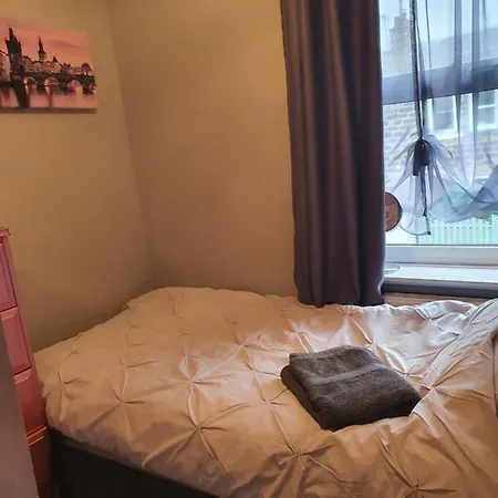 Cosy Double Homestay *